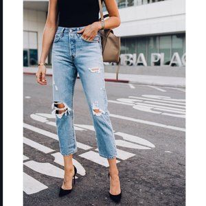 NWT LEVIS WEDGIE FIT